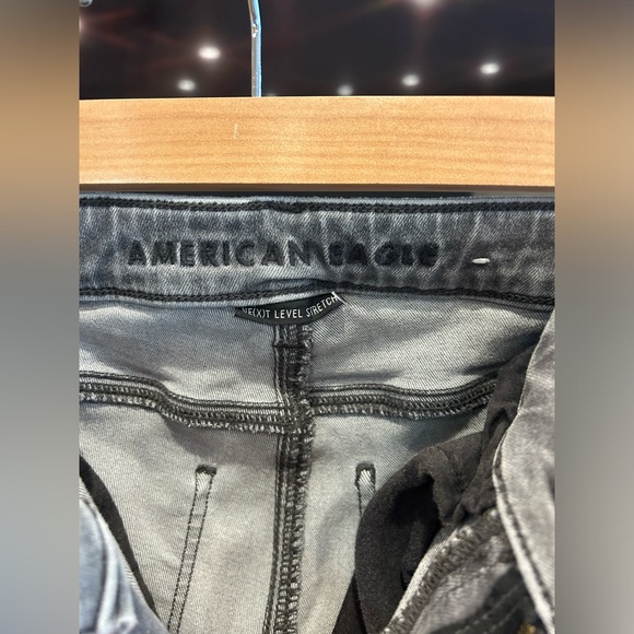 Women’s Grey Distressed American Eagle Jeans - Picture 3 of 4